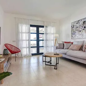 Villa Homu Bianca Fantastica Con Piscina Privad, Playa Blanca (Lanzarote)